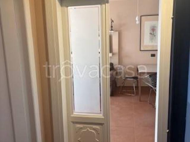 Appartamento in in affitto da privato a Colico via Sant'Abbondio, 27, da privato, ristrutturato, luminoso TrovaCasa