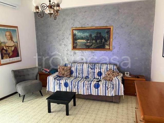 Appartamento in in affitto da privato a Cologno Monzese via Sentati, 61, box, da privato TrovaCasa