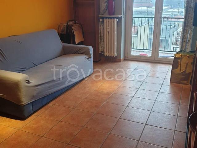 Appartamento in in affitto da privato a Cologno Monzese viale Emilia, arredato, da privato, ascensore TrovaCasa
