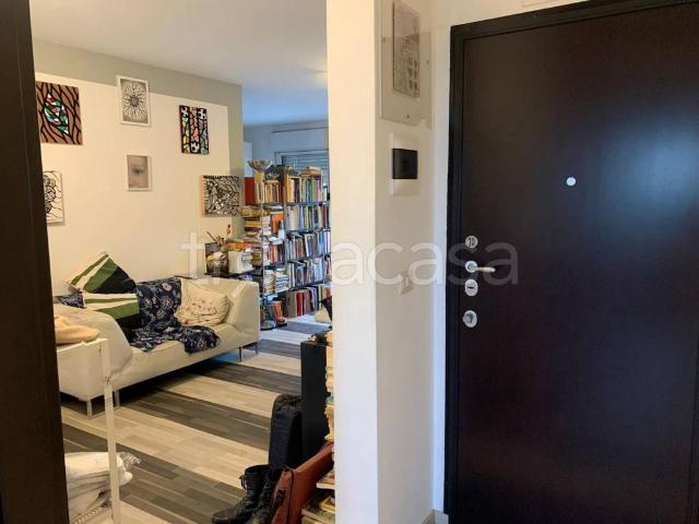 Appartamento in in affitto da privato a Collegno viale dei Partigiani, 17, arredato, terrazzo, da privato TrovaCasa