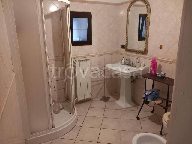 Appartamento in in affitto da privato a Comano via Castello, 18, giardino, terrazzo, da privato TrovaCasa