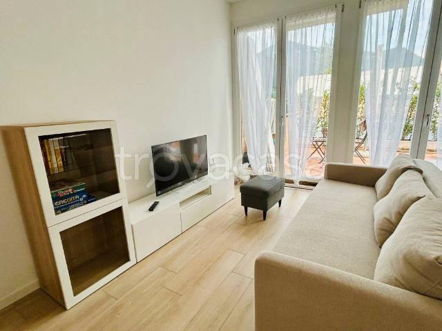 Appartamento in in affitto da privato a Como, arredato, terrazzo, da privato TrovaCasa