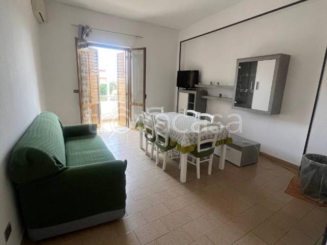 Appartamento in in affitto da privato a Condofuri viale Peripoli, 195, da privato, lavatrice, balcone TrovaCasa
