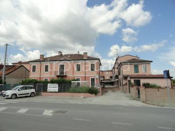 Appartamento in in affitto da privato a Copparo via Stazione, 141, box, terrazzo, da privato TrovaCasa