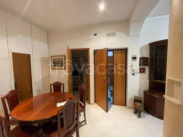 Appartamento in in affitto da privato a Corato via Licio Quinzio Cincinnato, arredato, da privato, buono stato TrovaCasa