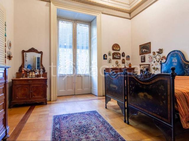 Appartamento in in affitto da privato a Catania via Vittorio Emanuele II, non arredato/vuoto, da privato, centrale TrovaCasa