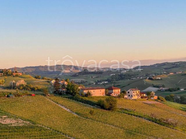 Appartamento in in affitto da privato a Calosso via Regina Margherita, 12, da privato, ristrutturato, lavanderia TrovaCasa