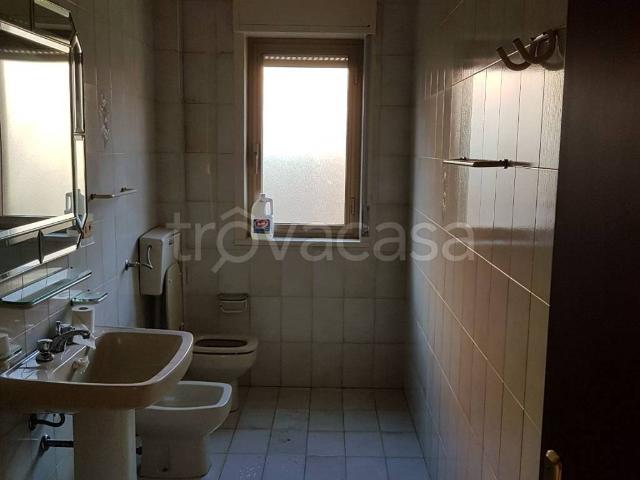 Appartamento in in affitto da privato a Caltanissetta via Giuseppe Pitrè, 3c, posto auto, da privato, giardino condominiale TrovaCasa