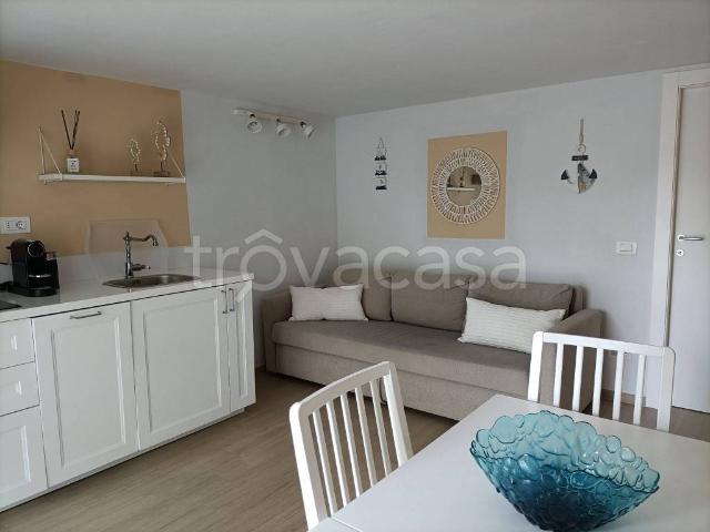 Appartamento in in affitto da privato a Camaiore via Francesco Crispi, 21, da privato, centrale, lavatrice TrovaCasa