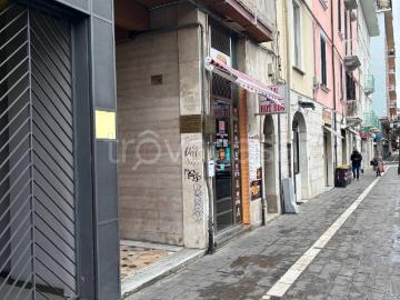Appartamento in in affitto da privato a Campobasso viale Regina Elena, 24, da privato, riscaldamento autonomo, doppi vetri TrovaCasa