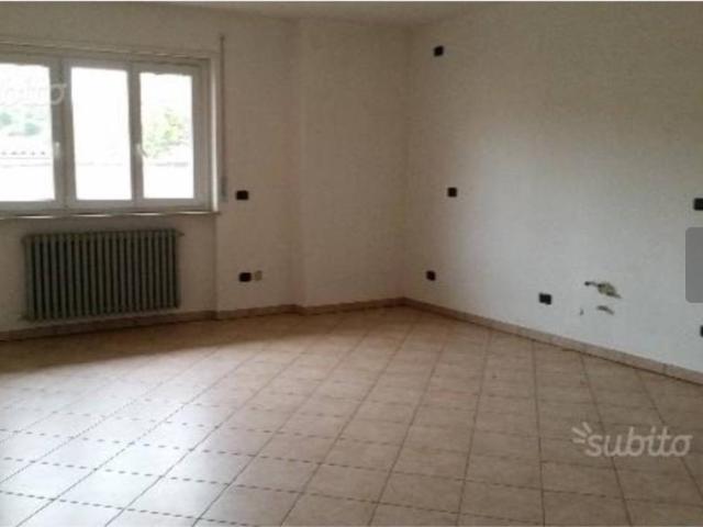 Appartamento in in affitto da privato a Carrù via Pio Conti, 6, posto auto, box, da privato TrovaCasa