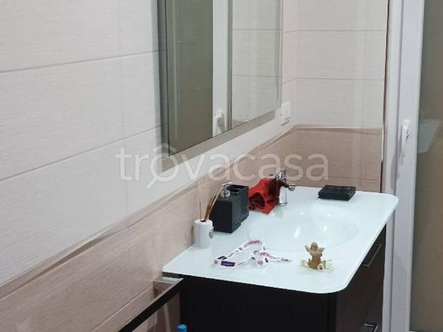 Appartamento in in affitto da privato a Casamassima via Professor Achille Orofino, 23, arredato, da privato, studio TrovaCasa