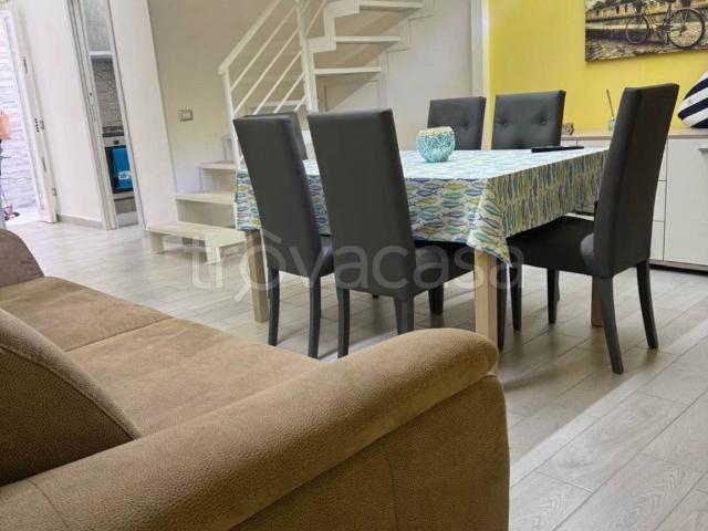 Appartamento in in affitto da privato a Casamicciola Terme via Castanito, 30, da privato, lavatrice, aria condizionata TrovaCasa
