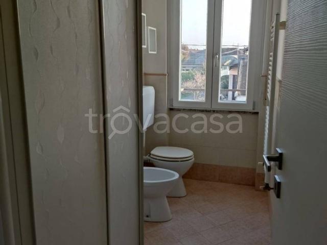 Appartamento in in affitto da privato a Cassolnovo via Baldacchini, 5, non arredato/vuoto, posto auto, da privato TrovaCasa