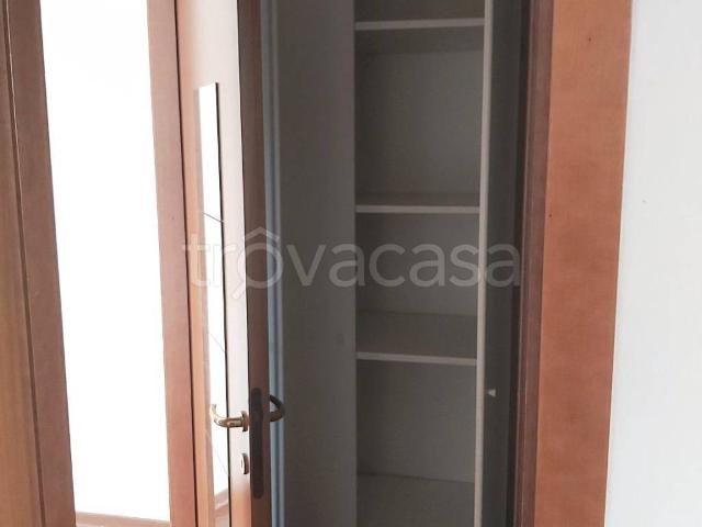 Appartamento in in affitto da privato a Castelfranco Veneto via San Pio X, 166, arredato, giardino privato, posto auto TrovaCasa