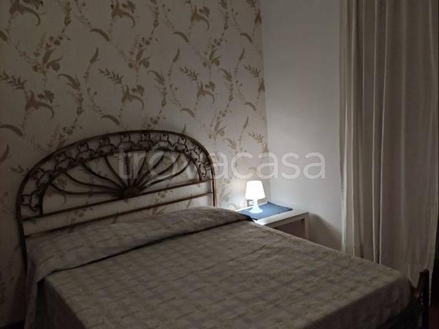 Appartamento in in affitto da privato a Castellammare di Stabia via Annunziatella, 59, da privato, luminoso, cucina abitabile TrovaCasa