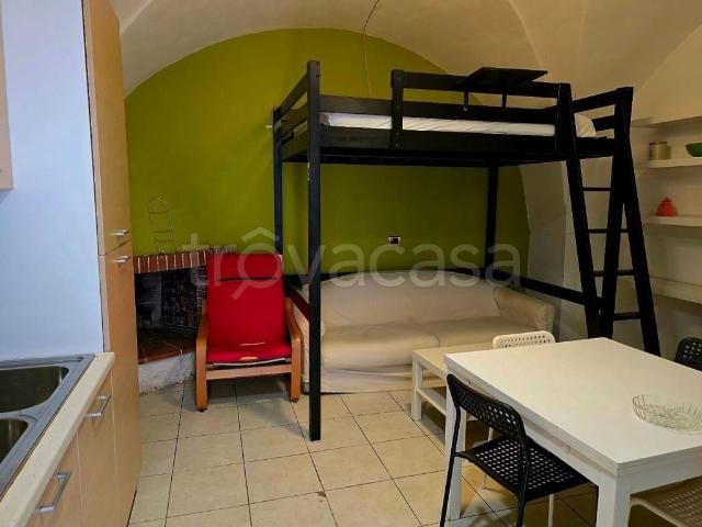 Appartamento in in affitto da privato a Castellana Grotte strada Provinciale Castellana grotte turi, 20, da privato, buono stato, centrale TrovaCasa