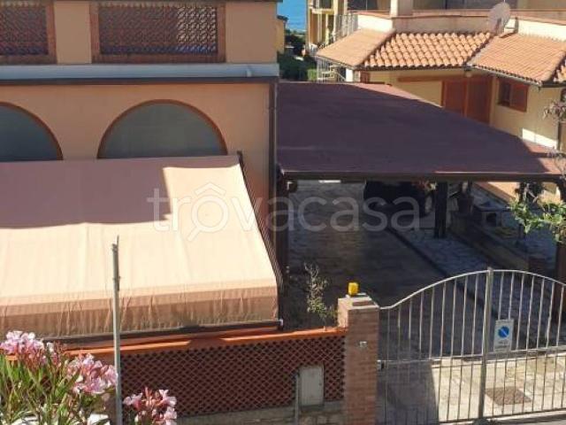 Appartamento in in affitto da privato a Castiglione della Pescaia via Montecristo, 33, da privato, vista mare TrovaCasa