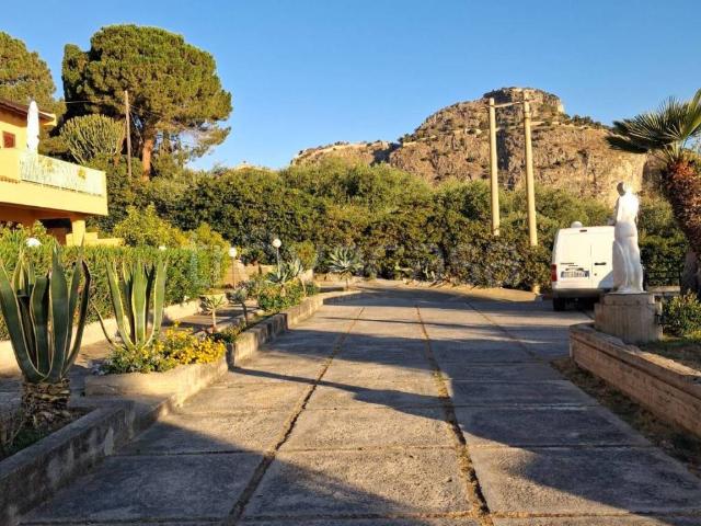 Appartamento in in affitto da privato a Cefalù contrada Kalura, snc, giardino, posto auto, terrazzo TrovaCasa