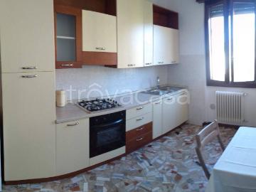 Appartamento in in affitto da privato a Cellatica via Fantasina, 39, arredato, box, da privato TrovaCasa