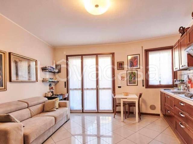 Appartamento in in affitto da privato a Cernusco sul Naviglio via Madre Teresa di Calcutta, arredato, giardino, box TrovaCasa