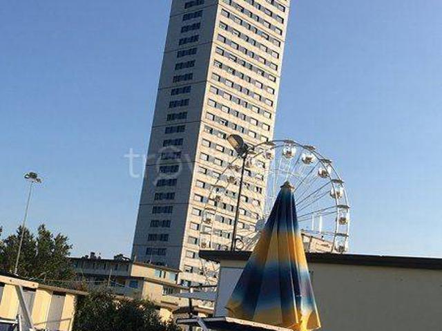 Appartamento in in affitto da privato a Cesenatico piazza Andrea Costa, 4, terrazzo, da privato, fronte mare TrovaCasa