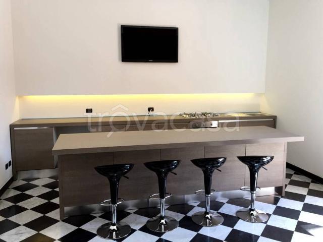 Appartamento in in affitto da privato a Chiavari via Rivarola, 63, terrazzo, da privato, centrale TrovaCasa