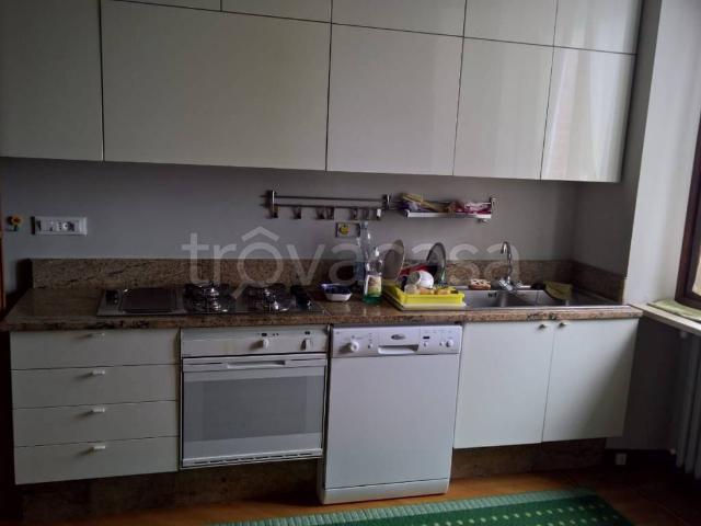 Appartamento in in affitto da privato a Chieri via Roma, 18, arredato, box, da privato TrovaCasa