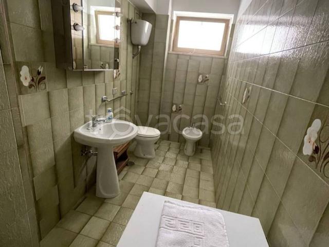 Appartamento in in affitto da privato a Crucoli viale John Fitzgerald Kennedy, 79, da privato, ascensore, cucina abitabile TrovaCasa