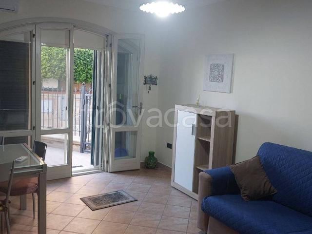 Appartamento in in affitto da privato a Crotone viale Magna Grecia, 100, posto auto, da privato, vista mare TrovaCasa