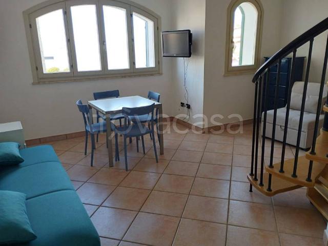 Appartamento in in affitto da privato a Crotone viale Magna Grecia, 100, terrazzo, da privato, piscina TrovaCasa