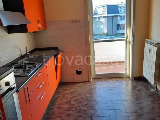 Appartamento in in affitto da privato a Bodio Lomnago via Sacro Monte, 2, box, da privato, zona residenziale TrovaCasa