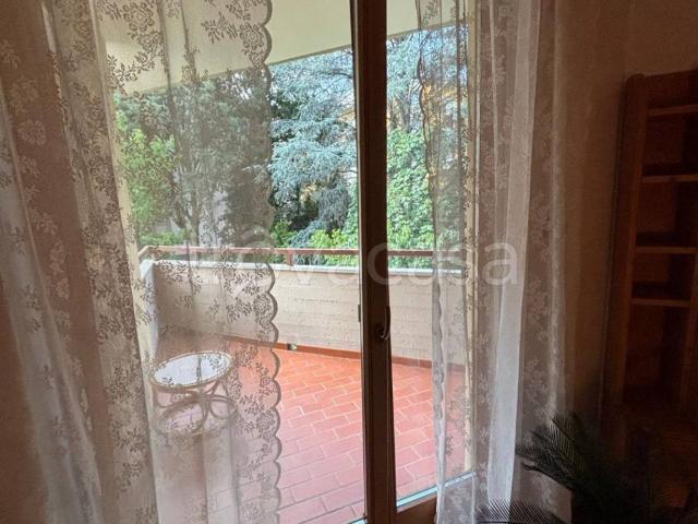 Appartamento in in affitto da privato a Bolzano via Max Valier, 14, arredato, giardino, da privato TrovaCasa