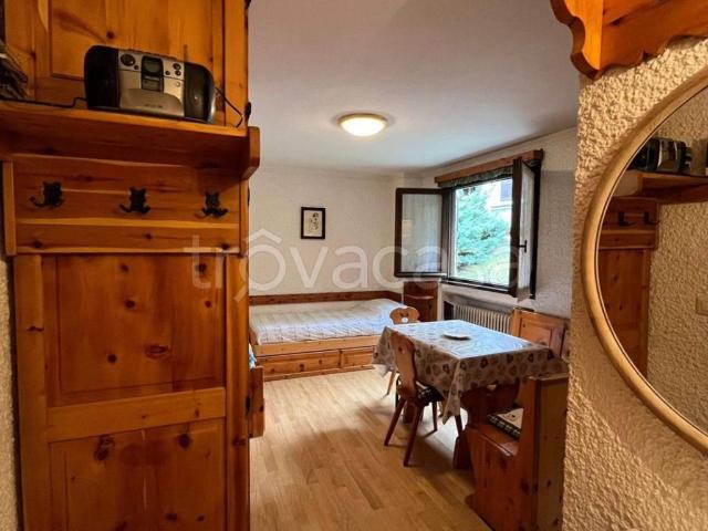 Appartamento in in affitto da privato a Bormio via Bersaglio, 12, da privato, lavatrice, giardino condominiale TrovaCasa