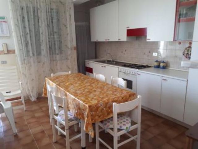 Appartamento in in affitto da privato a Barcellona Pozzo di Gotto via San Rocco, 52, da privato, balcone, cucina abitabile TrovaCasa