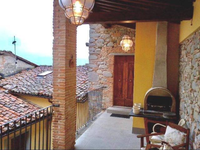 Appartamento in in affitto da privato a Barga piazza Salvo Salvi, arredato, da privato, ristrutturato TrovaCasa