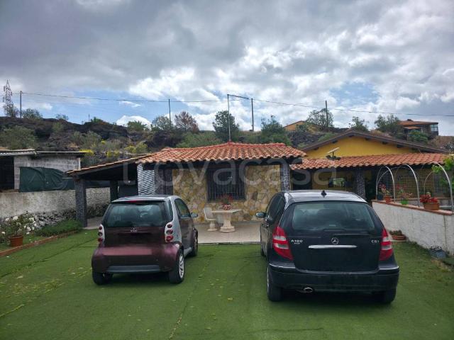 Appartamento in in affitto da privato a Belpasso corso Italia, non arredato/vuoto, giardino, posto auto TrovaCasa