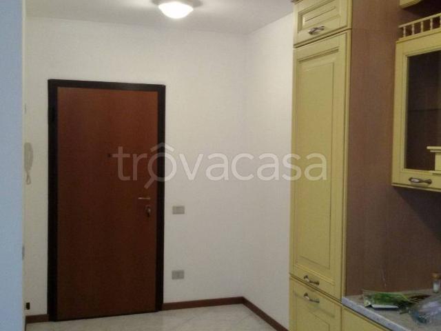 Appartamento in in affitto da privato a Bergamo via Carlo Alberto, 7, arredato, box, da privato TrovaCasa