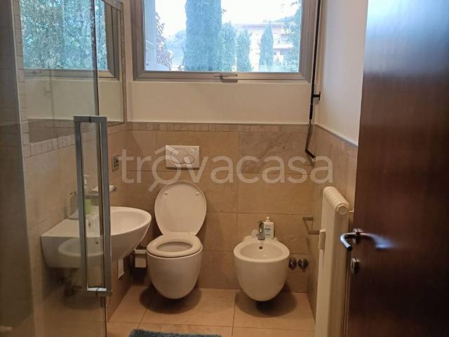 Appartamento in in affitto da privato a Bergamo via Giacomo Maria Radini Tedeschi, 8, da privato, vicinanze negozi, cantina TrovaCasa