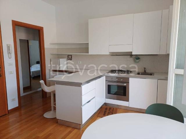 Appartamento in in affitto da privato a Bergamo via San Bernardino, 35, da privato, ascensore, centrale TrovaCasa