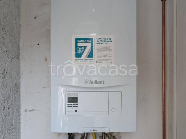 Appartamento in in affitto da privato a Bizzarone via Vittorio Veneto, 16, da privato, riscaldamento autonomo, ristrutturato TrovaCasa