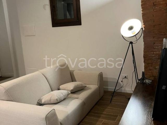 Appartamento in in affitto da privato a Bucine via Santa Maria, 27, da privato, zona residenziale, lavatrice TrovaCasa