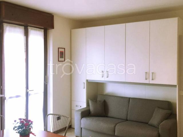 Appartamento in in affitto da privato a Gallarate via Fratelli Vigorelli, 1, arredato, box, da privato TrovaCasa
