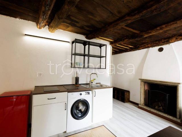 Appartamento in in affitto da privato a Garzeno via Dante, 3, da privato, ristrutturato, panoramica TrovaCasa