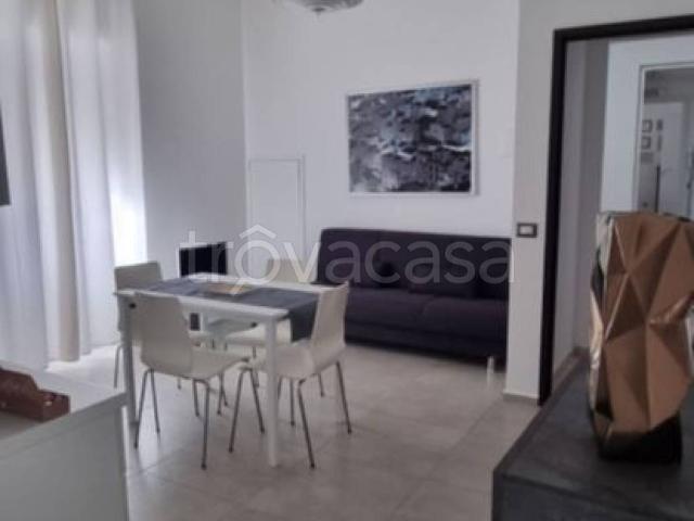 Appartamento in in affitto da privato a Gela piazza Enrico Mattei, da privato, aria condizionata, porta blindata TrovaCasa