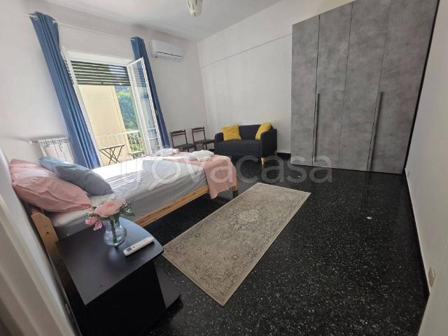 Appartamento in in affitto da privato a Genova via Ferrara, 155, da privato, balcone TrovaCasa