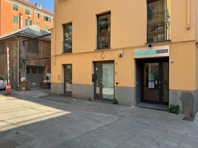 Appartamento in in affitto da privato a Genova via Sestri, 251, da privato, riscaldamento autonomo, ristrutturato TrovaCasa