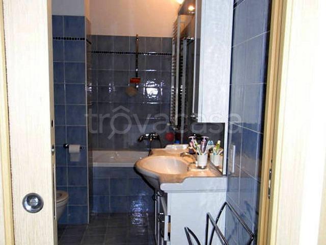 Appartamento in in affitto da privato a Giulianova via Buccari, 5, da privato, centrale, balcone TrovaCasa