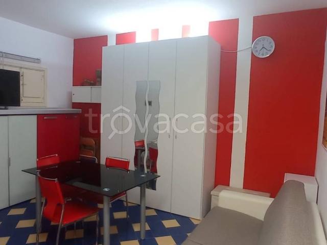 Appartamento in in affitto da privato a Giardini Naxos via Pietrenere, arredato, da privato, lavatrice TrovaCasa