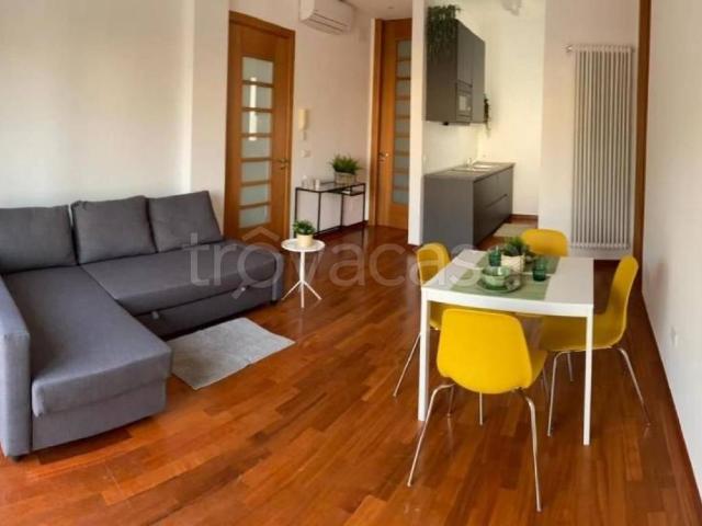 Appartamento in in affitto da privato a Giovinazzo strada Statale Adriatica, posto auto, da privato, vista mare TrovaCasa